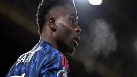 掘金122-105大胜太阳，穆雷30分约基奇双20+闪耀全场